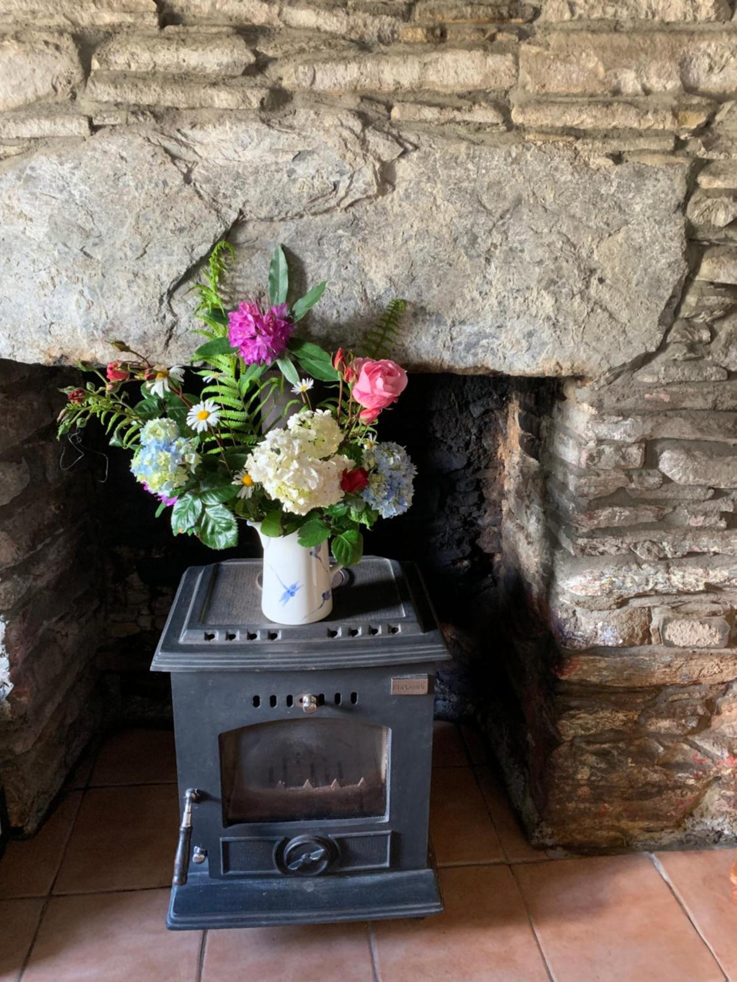 Westland Traditional Cottage Dated 1700'S Ardea Extérieur photo