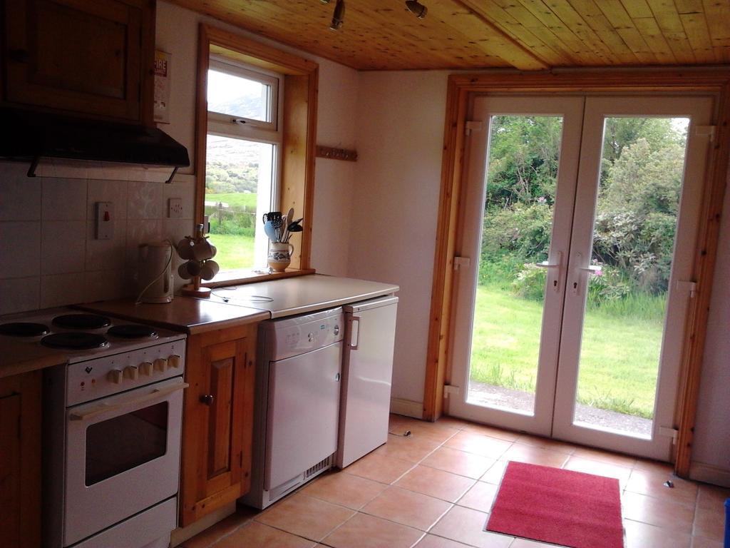 Westland Traditional Cottage Dated 1700'S Ardea Chambre photo